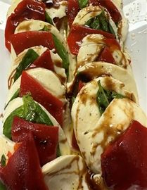 Mozzarella Caprese With Roasted Pepper & Basil