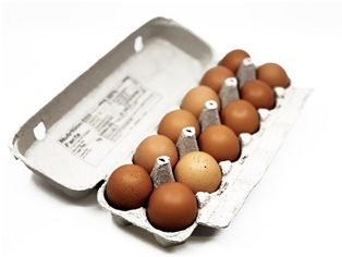 A&V Natural Cage Free Local Large Brown Eggs (1doz)