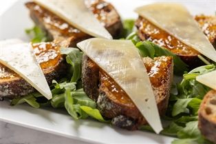 Walnut Toast W/Manchego & Fig Jam