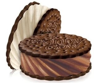 Skinny Cow Vanilla & Chocolate Ice Cream Sandwiches