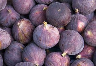 Organic Fresh Black Mission Figs (8oz)